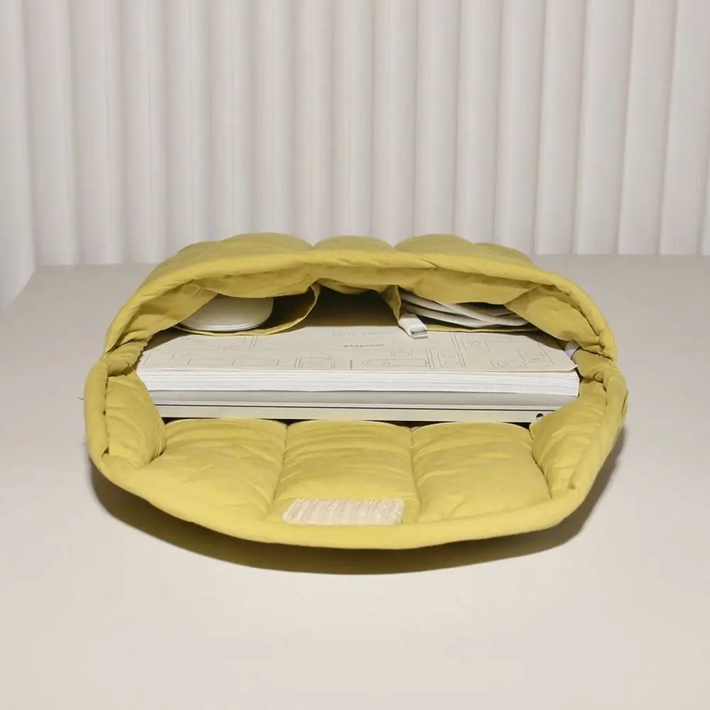 Funda Acolchada para Portátil Bordada | Antigolpes e Impermeable