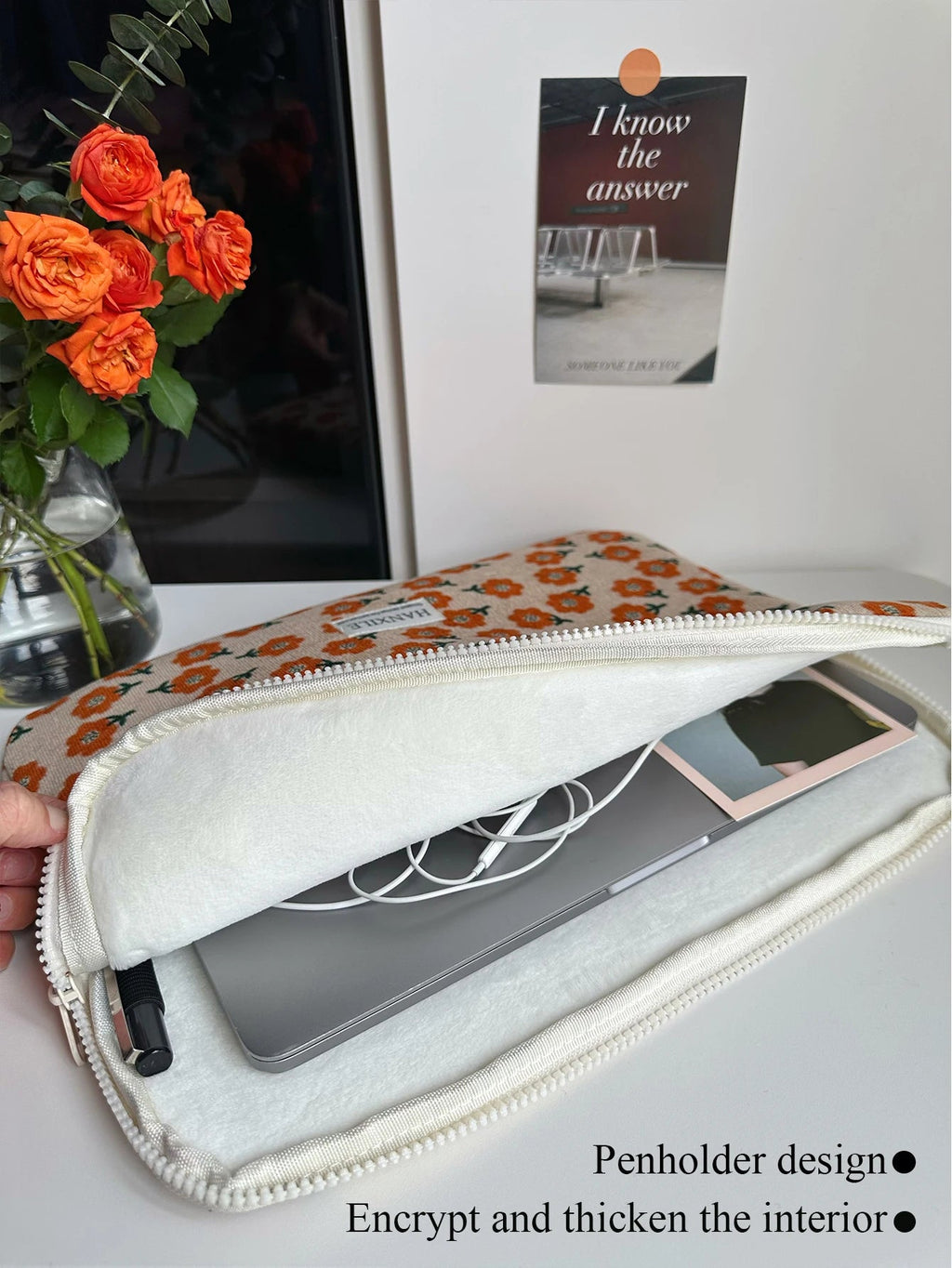 💻 Funda Retro de Pana con Flores para Portátil y Tablet 💻