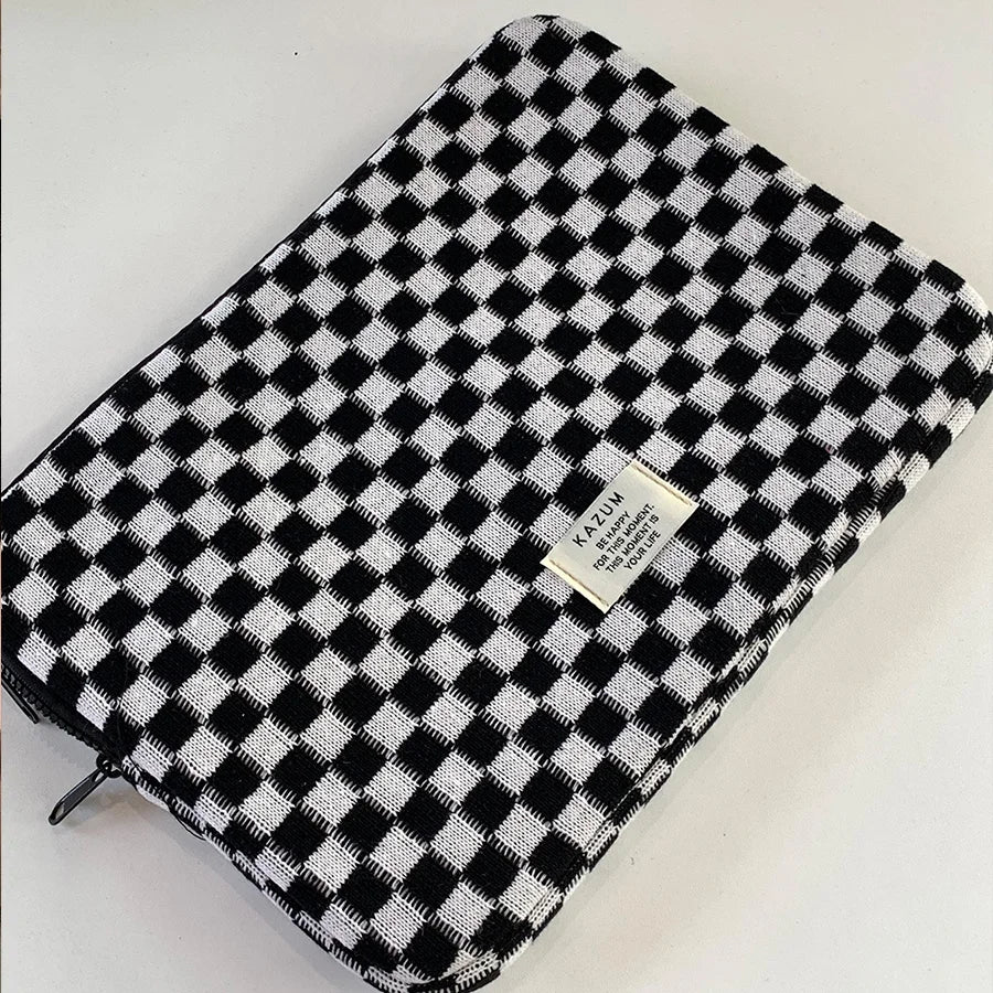 Funda Retro de Punto Checkerboard para Portátil y Tablet