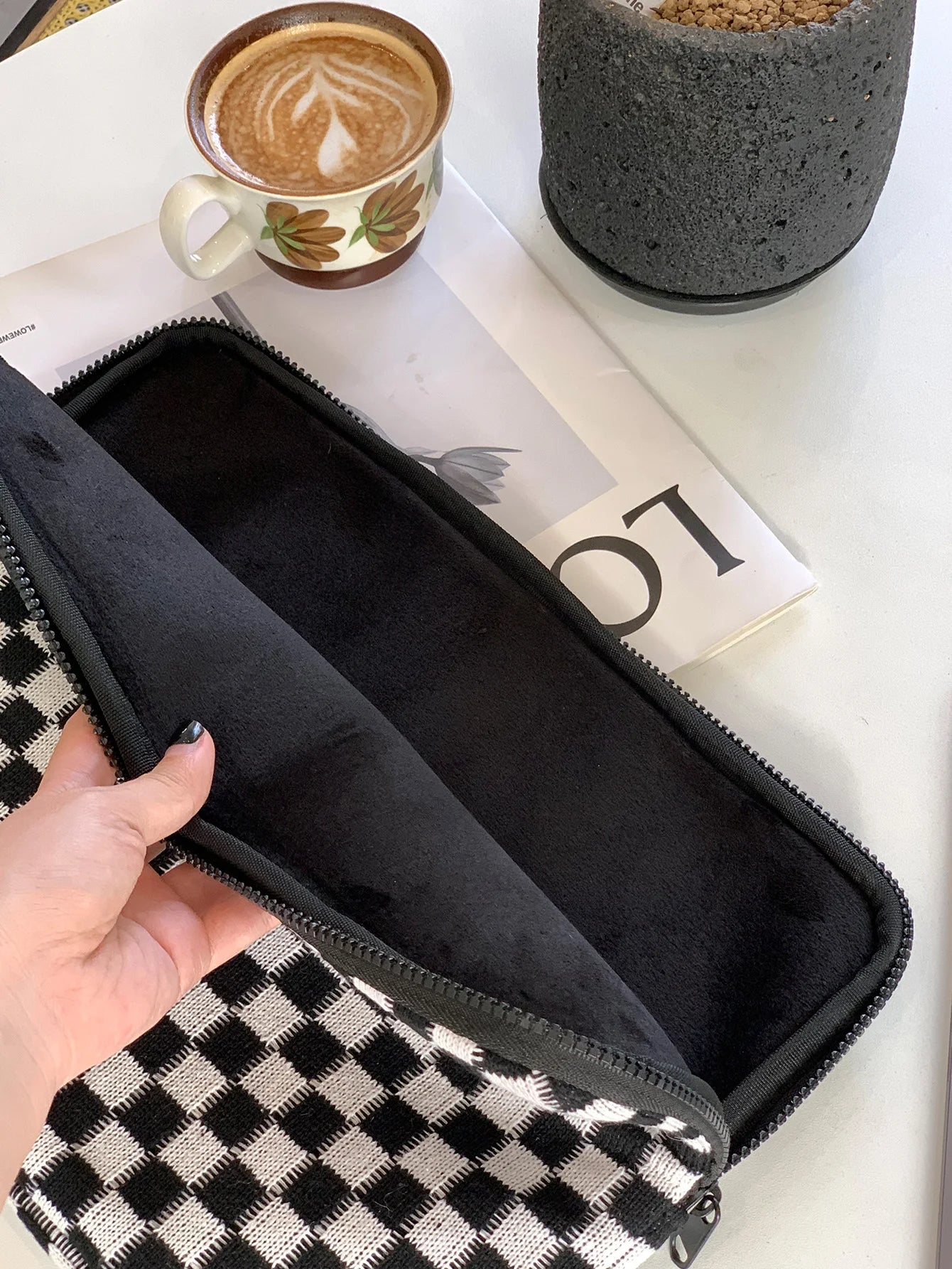 Funda Retro de Punto Checkerboard para Portátil y Tablet