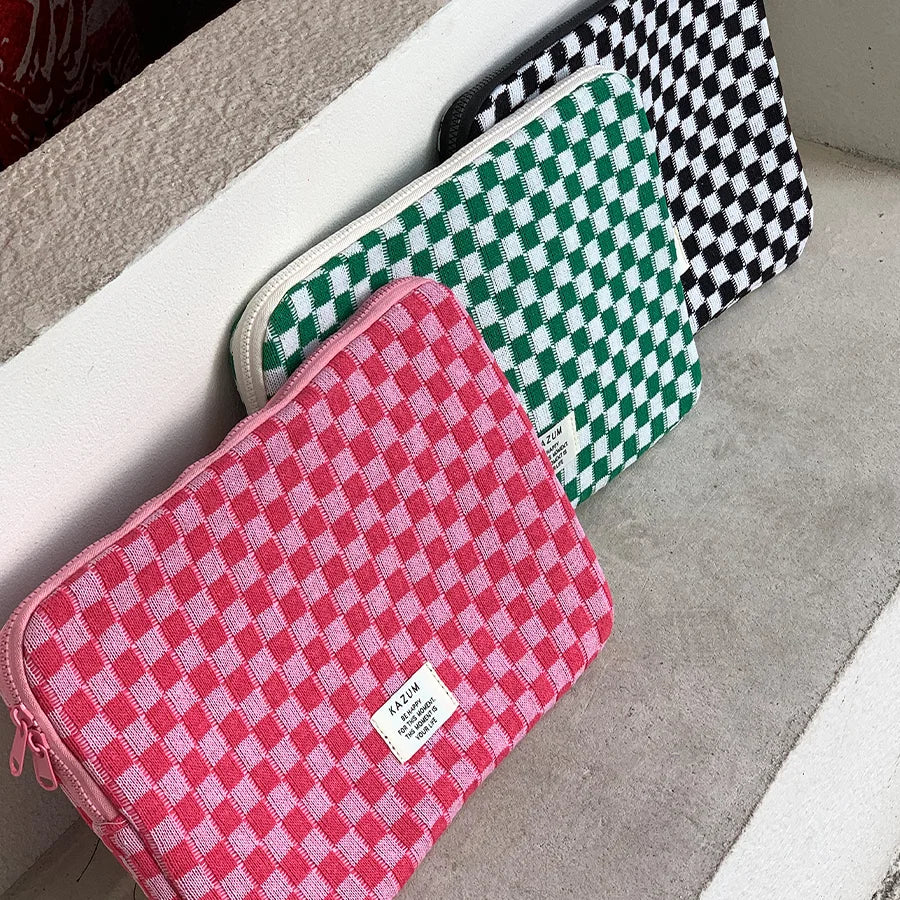 Funda Retro de Punto Checkerboard para Portátil y Tablet